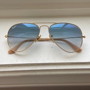 Blue Ray-Ban Aviator Sunglasses